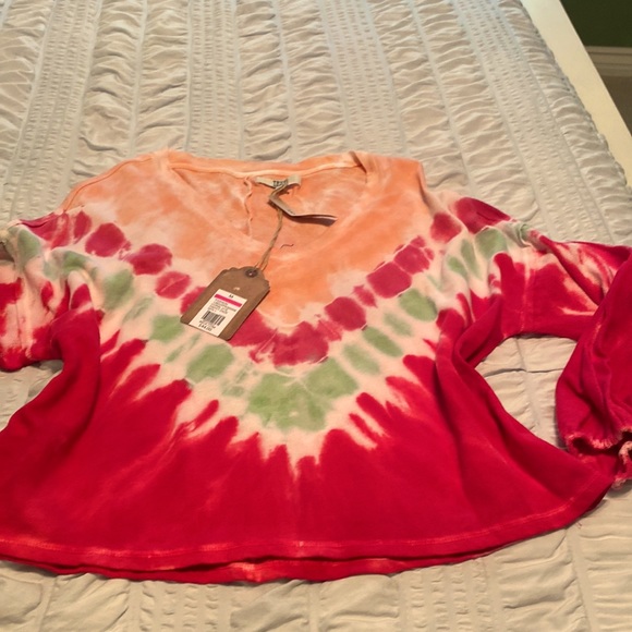 NWT Tye DyeColor Blocked Tie Dye V-Neck Sweatshirt by True Craft - Picture 4 of 7